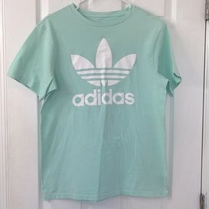 Boys XL Adidas tshirt